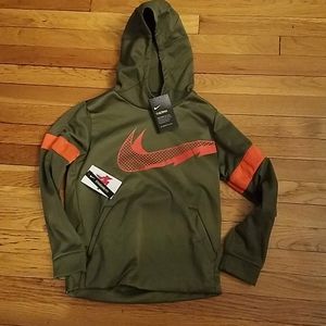 New youth Nike hooded sweatshirt Therma